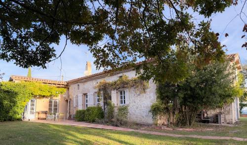 My country house with swimming pool gîte à louer Saint-Clar