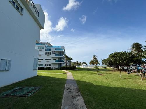 周邊環境, Resort Style, 2 King Master Suites, Beach & Pool in 洛伊薩