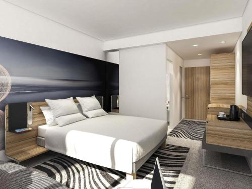 1 queen bed, 1 sofa bed