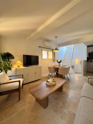 Charming house with rooftop - Gassin - Location saisonnière - Gassin