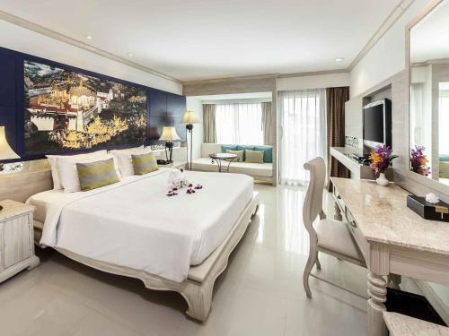 room detail thumbnail 0