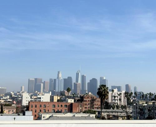 StaysPro - Glamorous Beverlywood Residence Near EVERYTHING LA in Los Angeles, USA