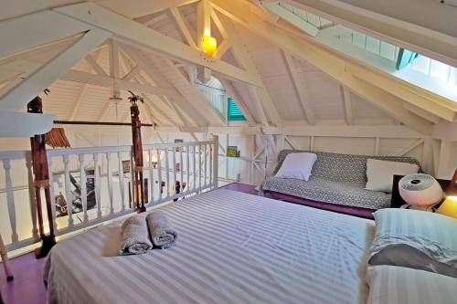 Family villa Iguana Home with pool - 300 m from the beach - image 9