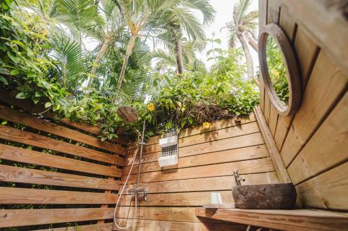 Family villa Iguana Home with pool - 300 m from the beach - image 3
