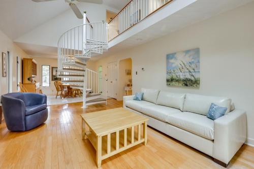 Lake Access, Tranquil Acreage: Farnham Cottage in Warsaw (VA)