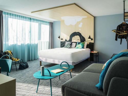 1 queen bed