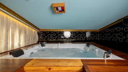 แคน อดาเลีย พาเลซ โฮเทล (CAN ADALYA PALACE HOTEL) in อันตัลยา