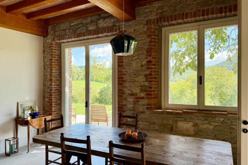 Villa Poggio Castellaro by Boutique in the heart of Italy's Food Valley Emilia-Romagna in Pianello Val Tidone
