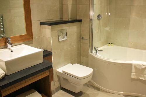 Clody Lodge - image 12