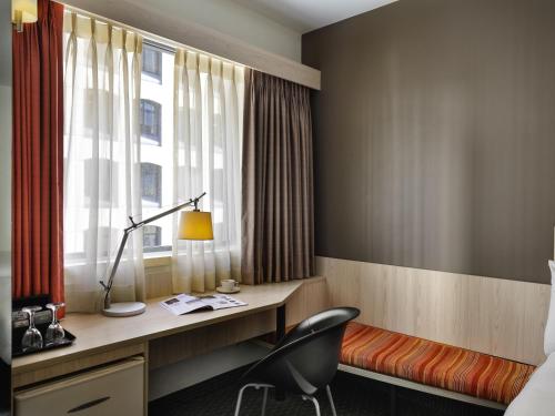 2 double beds