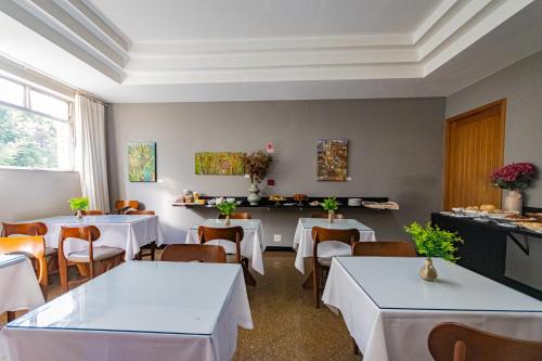 Bevile Hotel in Cataguases