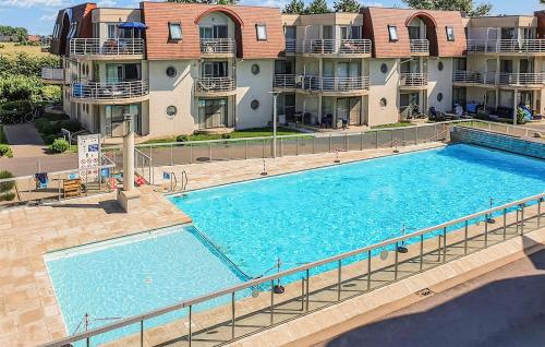 Amazing Apartment In Bredene - Location saisonnière - Mispelburg