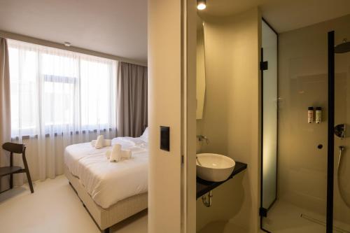 Boutique Hotel OPERA - image 4