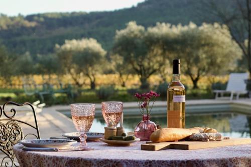La Bastide des Cadenieres in Villecroze ciems