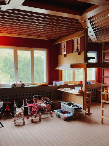 Playground, The Grand Arosa - Pop-Up Hotel Self Check-in in Arosa