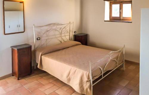 1 Bedroom Nice Apartment In Sant'angelo In Vado in Sant' Angelo in Vado
