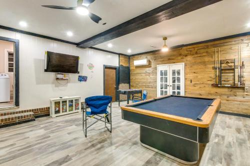 Peaceful Pond Country Retreat in Oglethorpe!