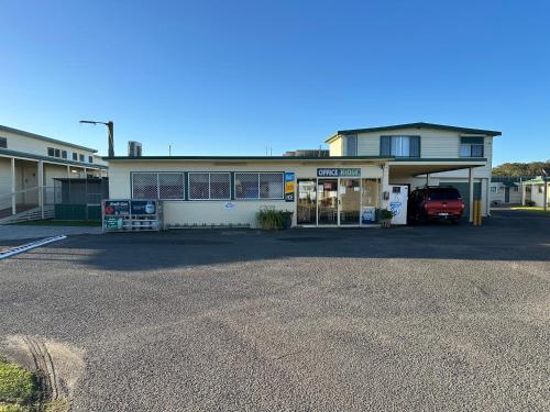 Coral Tree Lodge in Nowra