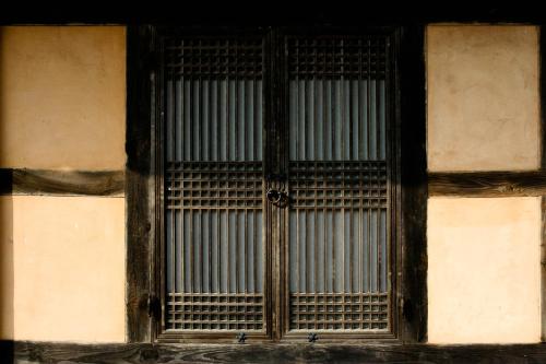 Jinrae Lee's Traditional House