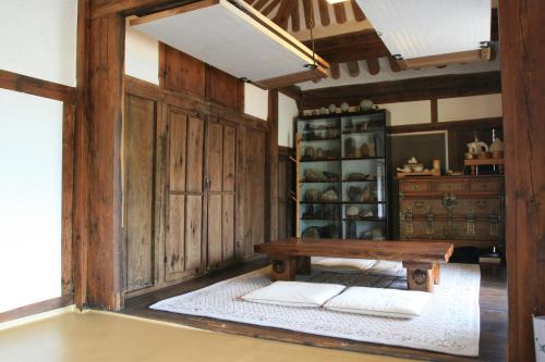 Jinrae Lee's Traditional House