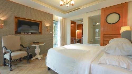 room detail thumbnail 0