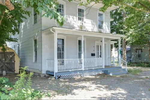Bath New York Apartment in Ванна (Нью-Йорк)