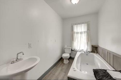 Bath New York Apartment in Ванна (Нью-Йорк)