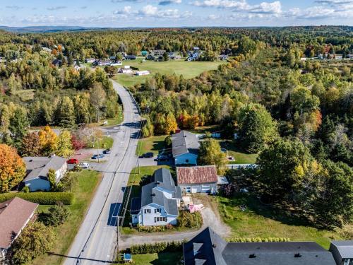 Le 1871 séjour champêtre et lumineux et Mauricie (Le 1871 sejour champetre et lumineux et Mauricie) in Grand-Mere (QC)