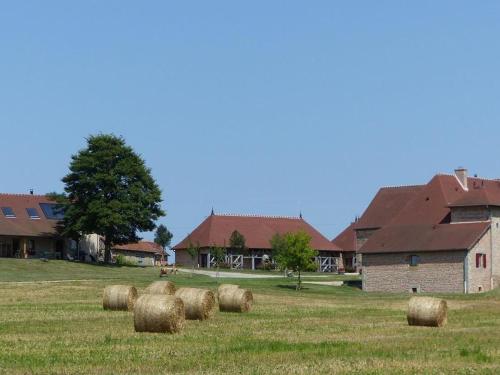 Gîte au calme pour 4 pers. avec jardin à Montbeugny - FR-1-489-597 (Gite au calme pour 4 pers. avec jardin a Montbeugny - FR-1-489-597) in Neuilly-le-Réal