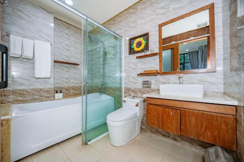 room detail thumbnail 2