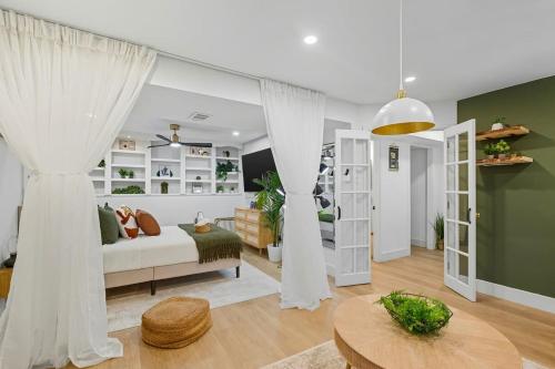 Cozy 2BR Winter Suite with Fire Pit Near DC in Waldorf (MD)