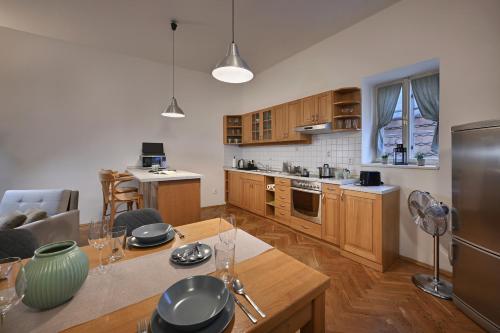 White Swan Boutique Apartments - image 12