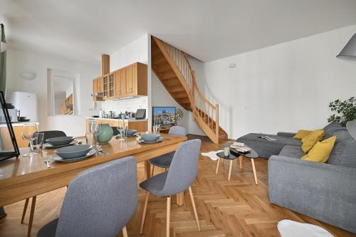White Swan Boutique Apartments - image 11