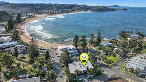 Instalaciones, Point Break - Metres To The Sand in Avoca Beach
