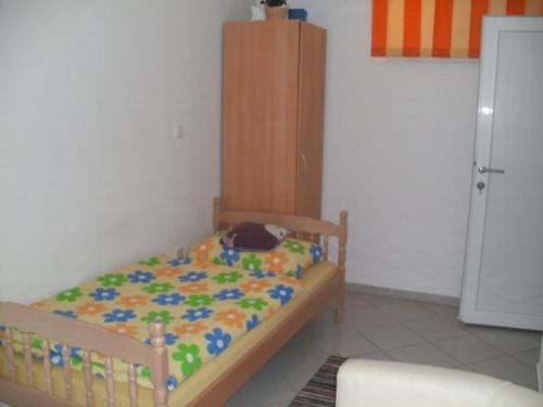 1 twin bed