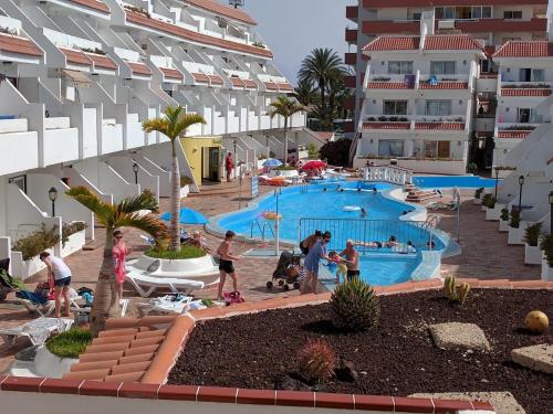 Apartamentos Las Floritas - image 6
