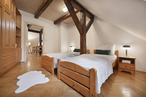 White Swan Boutique Apartments Room Type - Three-Bedroom Apartment