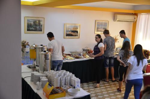 Hotel Europolis - image 6