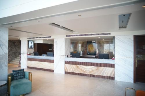 Empfangshalle, Ramada by Wyndham Cox's Bazar Kolatoli Beach in Cox's Bazar
