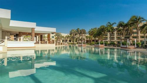 Hyatt Ziva Riviera Cancun All-Inclusive in Puerto Morelos, Mexico