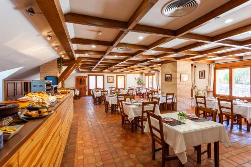 Restaurant, DWO Rioja Wine Hotel in Cenicero