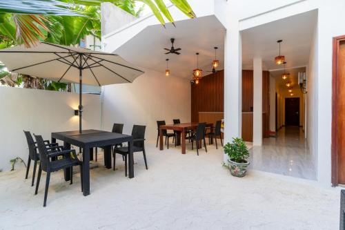 . Coco Ukulhas Villa