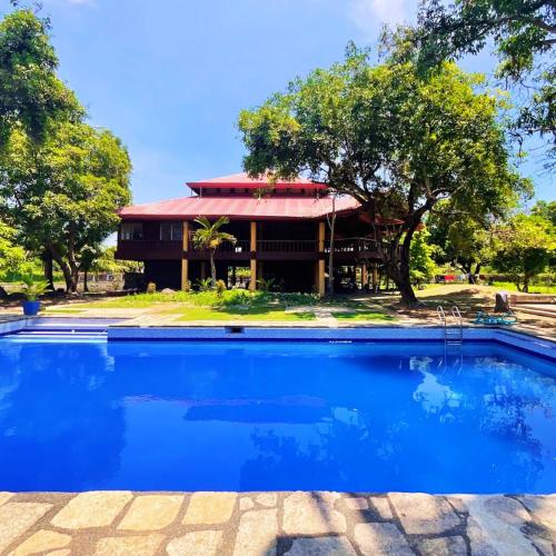 Swimming pool, RiverCoves Resorts in Bulacan