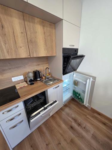 Facilities, Vila Brod in Medno