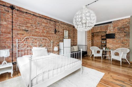 ARTHOTEL STALOWA 52 Room Type - Deluxe Double Room