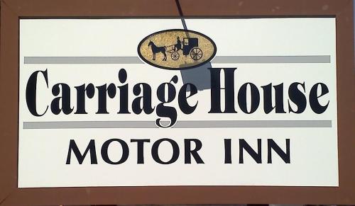 Carriage House Motor Inn - image 8