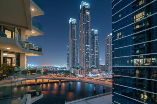 Exterior view, Vacay Lettings - Missoni Luxury 2 BR Urban Oasis Dubai Canal View in Jumeirah