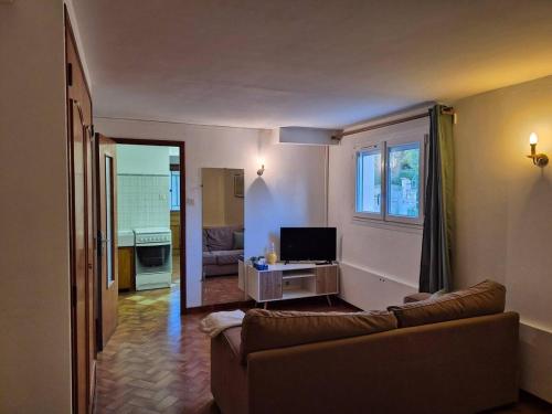 Charmant studio centre village - Location saisonnière - Gréoux-les-Bains