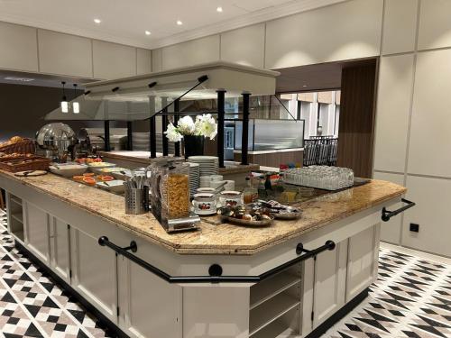 Food and beverages, Alster-Hof in City Center