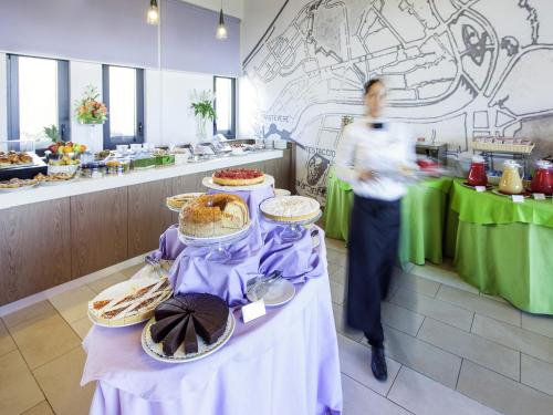 Ibis Styles Roma Eur - image 4
